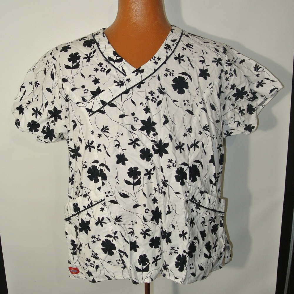 Scrubs top dickies XL